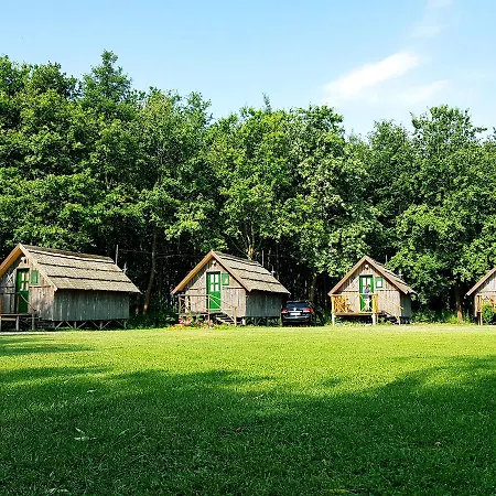 Achilles Park * Gyor