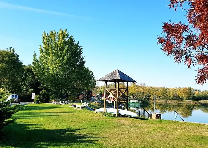 منتزه العطل Achilles Park *